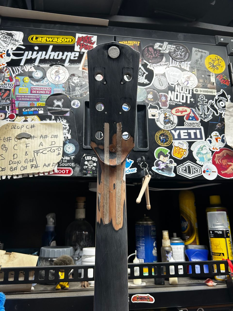 Reparacion para headstock roto