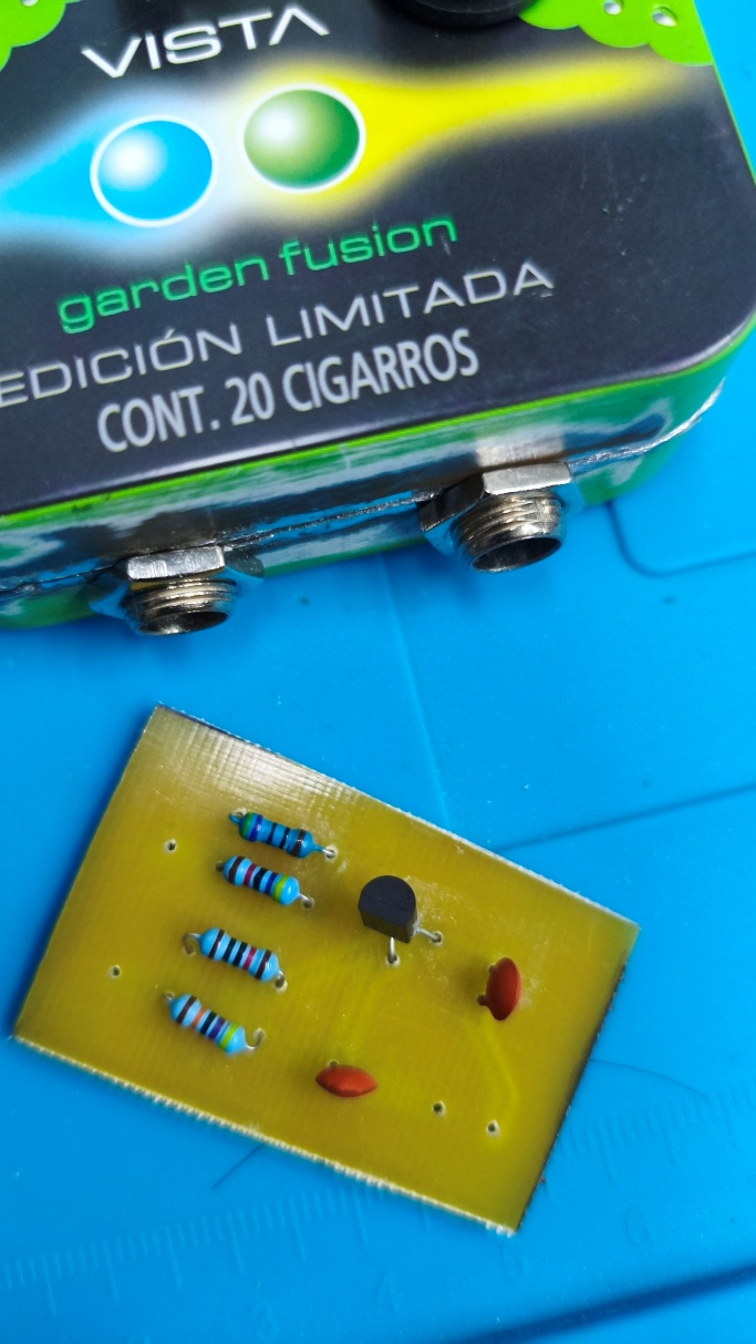 PCB del Boost con sus componentes instalados